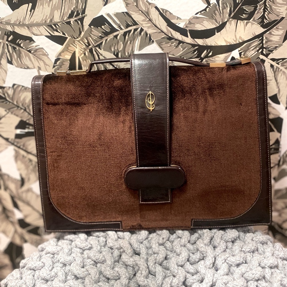 Vintage Cesare Piccini Brown Clutch w/handle